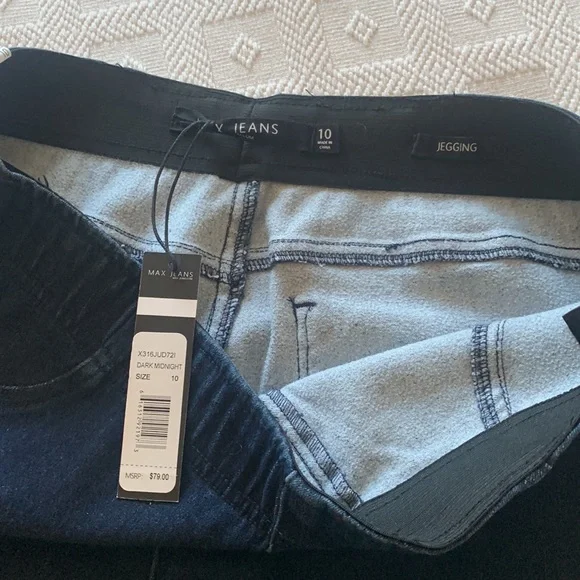 Jeans - Picture 3 of 5